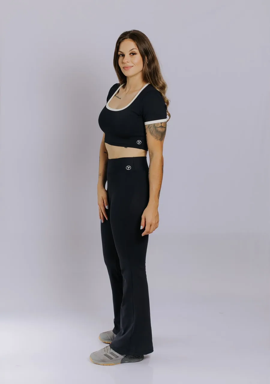 Legging Essence Flare frente